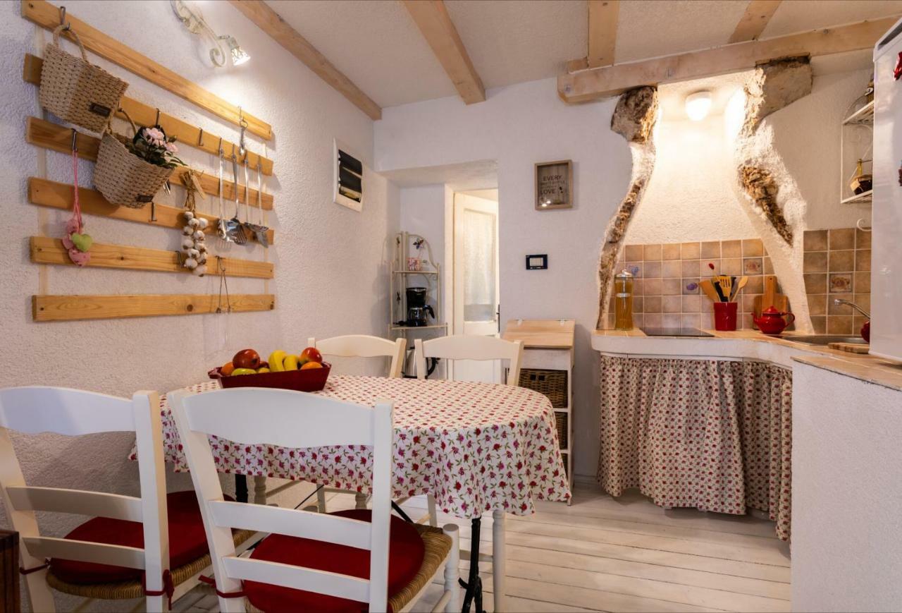 Apartman Valdi Baska  Exterior photo