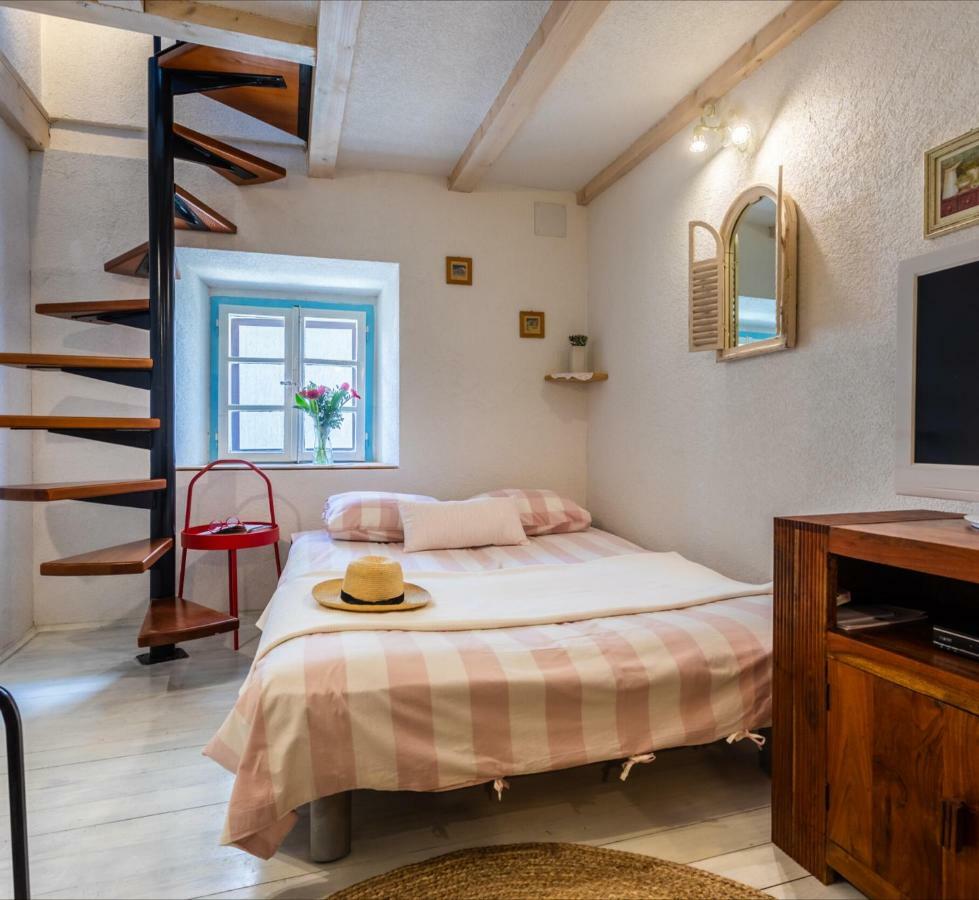 Apartman Valdi Baska  Exterior photo